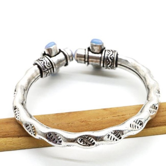 Silver Plated Bracelet Bangle with Genuine Opal - Picture 4 of 5
